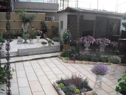 タイルテラス ガーデン 花